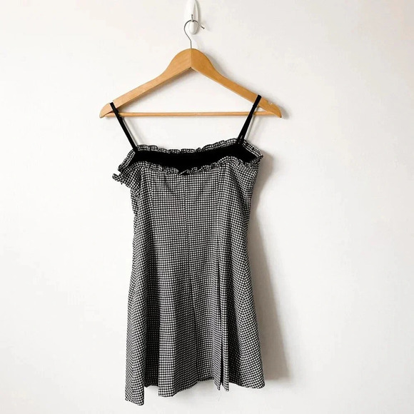 Zara Box Pleat Gingham Straight Neck  Ruffle Mini Dress NWT Black White Medium - Picture 8 of 10